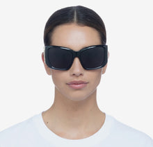 Charger l'image dans la galerie, PRIMAL INSTINCT - FUMÉ NOIR MONO