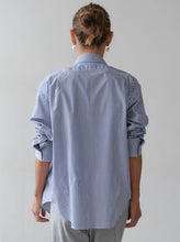 Load image into Gallery viewer, THE POPLIN SHIRT - NAVY STRIPE
