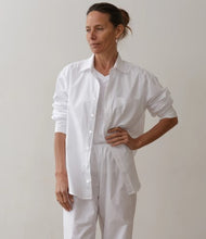 Load image into Gallery viewer, THE POPLIN SHIRT - POWDER