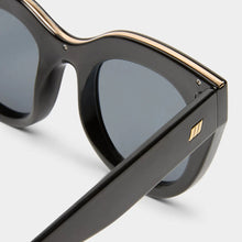 Load image into Gallery viewer, AIR HEART - BLACK