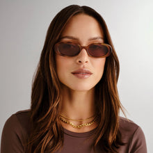 Charger l'image dans la galerie, OUTTA LOVE- VINTAGE TORT