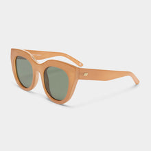 Load image into Gallery viewer, AIR HEART | CARAMEL KHAKI MONO
