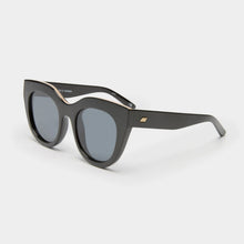Load image into Gallery viewer, AIR HEART - BLACK
