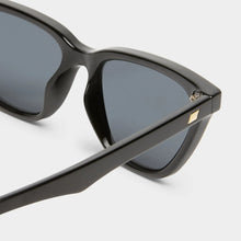 Load image into Gallery viewer, UNFAITHFUL | BLACK SMOKE MONO
