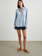 Load image into Gallery viewer, Hunter - Chambray Heather
