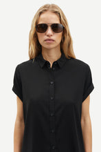 Load image into Gallery viewer, Majan SS Shirt - Black
