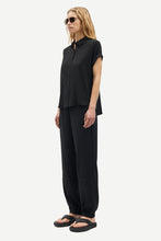 Load image into Gallery viewer, Majan SS Shirt - Black
