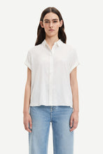 Load image into Gallery viewer, Majan SS Shirt - Clear Cream
