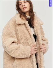 Load image into Gallery viewer, Amy Faux Fur Shacket
